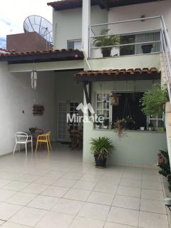 Casa Para Vender com 5 quartos sendo 3 suítes no bairro Brasília em Feira De Santana