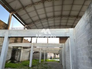 Galpão / Depósito / Armazém Para Vender no bairro Capuchinhos em Feira De Santana