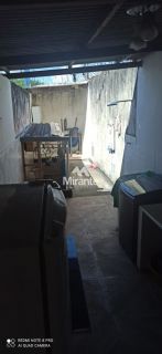 Casa Para Vender com 3 quartos sendo 1 suítes no bairro Olhos D Água em Feira De Santana