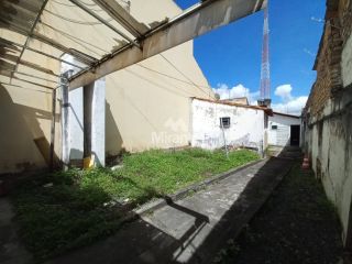 Casa Para Vender no bairro Centro em Feira De Santana