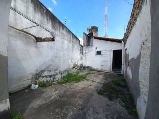 Casa Para Vender no bairro Centro em Feira De Santana