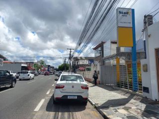 Casa Para Vender no bairro Centro em Feira De Santana