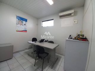 Casa Para Vender no bairro Centro em Feira De Santana