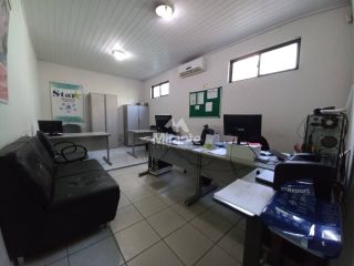 Casa Para Vender no bairro Centro em Feira De Santana