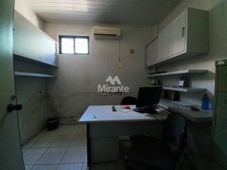 Casa Para Vender no bairro Centro em Feira De Santana