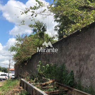 Lote / Terreno de Bairro Para Vender no bairro Pedra do Descanso em Feira De Santana
