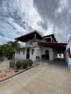 Casa Para Vender com 8 quartos sendo 8 suítes no bairro Sobradinho em Feira De Santana