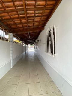 Casa Para Vender com 8 quartos sendo 8 suítes no bairro Sobradinho em Feira De Santana