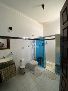 Casa Para Vender com 8 quartos sendo 8 suítes no bairro Sobradinho em Feira De Santana