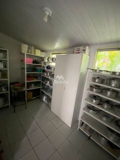 Casa Para Vender com 8 quartos sendo 8 suítes no bairro Sobradinho em Feira De Santana