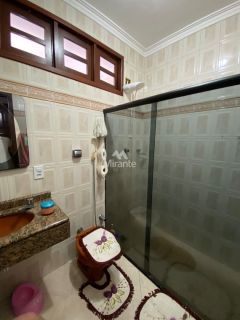 Casa Para Vender com 8 quartos sendo 8 suítes no bairro Sobradinho em Feira De Santana