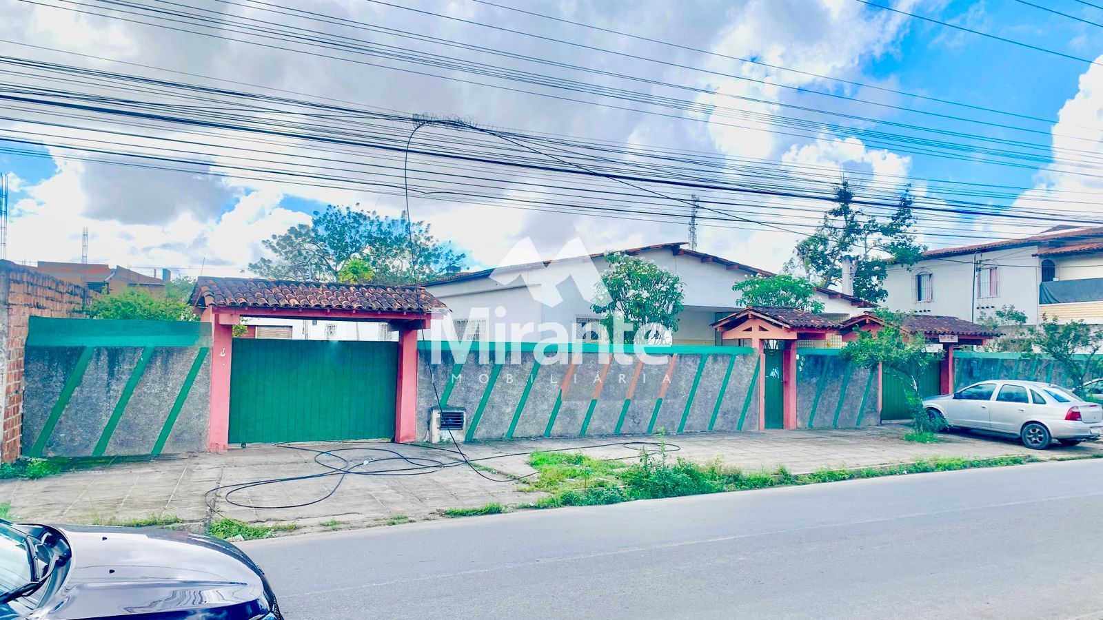 Casa Para Vender no bairro Campo Limpo em Feira De Santana