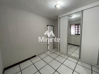 Casa Para Alugar com 3 quartos sendo 1 suítes no bairro Santa Mônica em Feira De Santana