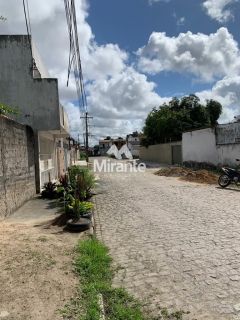 Lote / Terreno de Bairro Para Vender no bairro Conceição em Feira De Santana