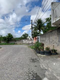 Lote / Terreno de Bairro Para Vender no bairro Conceição em Feira De Santana