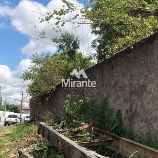 Lote / Terreno de Bairro Para Vender no bairro Pedra do Descanso em Feira De Santana