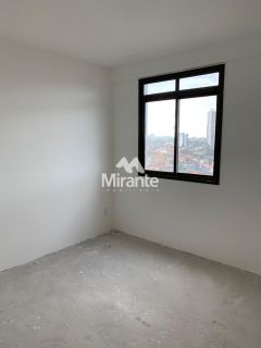 Apartamento Para Vender com 3 quartos sendo 1 suítes no bairro Santa Mônica em Feira De Santana