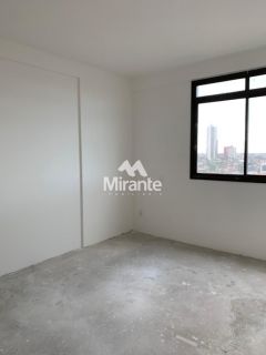 Apartamento Para Vender com 3 quartos sendo 1 suítes no bairro Santa Mônica em Feira De Santana