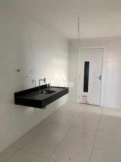 Apartamento Para Vender com 3 quartos sendo 1 suítes no bairro Santa Mônica em Feira De Santana
