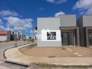 Casa de Condomínio Para Vender com 2 quartos sendo 1 suíte no bairro Registro em Feira De Santana