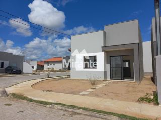 Casa de Condomínio Para Vender com 2 quartos sendo 1 suíte no bairro Registro em Feira De Santana