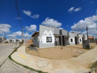 Casa de Condomínio Para Vender com 2 quartos sendo 1 suíte no bairro Registro em Feira De Santana
