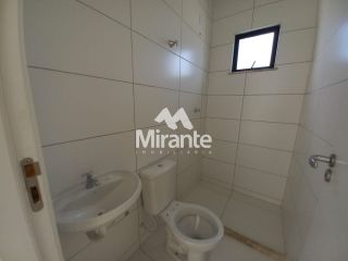 Casa de Condomínio Para Vender com 2 quartos sendo 1 suíte no bairro Registro em Feira De Santana
