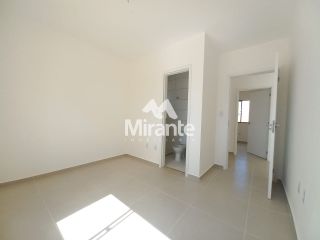 Casa de Condomínio Para Vender com 2 quartos sendo 1 suíte no bairro Registro em Feira De Santana