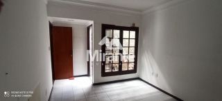 Casa Comercial Para Alugar com 3 quartos sendo 2 suítes no bairro Kalilândia em Feira De Santana