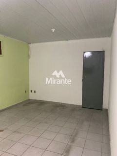 Galpão / Depósito / Armazém Para Alugar no bairro Brasília em Feira De Santana