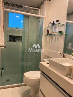 Apartamento Para Vender com 2 quartos sendo 1 suítes no bairro Santa Mônica em Feira De Santana
