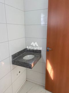 Casa Para Vender com 3 quartos sendo 1 suítes no bairro Mangabeira em Feira De Santana