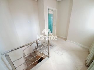 Casa Comercial Para Alugar com 3 quartos sendo 1 suítes no bairro Capuchinhos em Feira De Santana