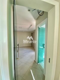 Casa Para Alugar com 3 quartos sendo 1 suítes no bairro Capuchinhos em Feira De Santana