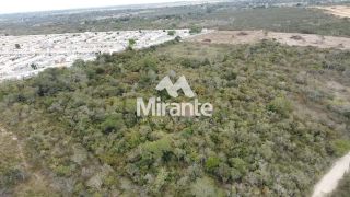Lote / Terreno de Condomínio Para Vender no bairro Registro em Feira De Santana