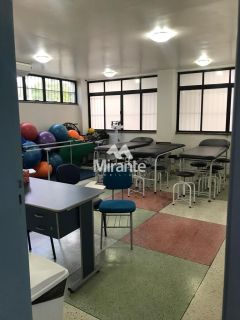 Ponto Comercial Para Alugar no bairro Parque Getúlio Vargas em Feira De Santana