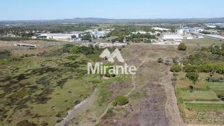 Lote / Terreno Comercial Para Vender no bairro Limoeiro em Feira De Santana