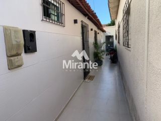 Casa Para Vender com 4 quartos sendo 1 suítes no bairro Brasília em Feira De Santana