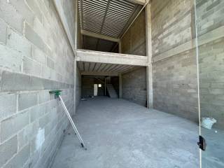 Loja para alugar, 163 m² por R$ 5.000,00/mês - Sim - Feira de Santana/BA