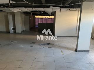 Prédio / Edifício Inteiro Comercial Para Alugar no bairro Centro em Feira De Santana