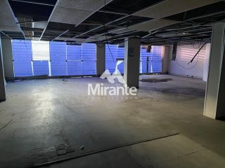 Prédio / Edifício Inteiro Comercial Para Alugar no bairro Centro em Feira De Santana