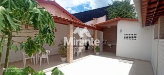 Casa Para Vender com 3 quartos sendo 1 suítes no bairro Serraria Brasil em Feira De Santana
