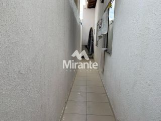 Casa de Condomínio Para Vender com 3 quartos sendo 1 suítes no bairro Mangabeira em Feira De Santana