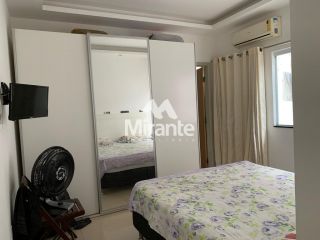 Casa de Condomínio Para Vender com 3 quartos sendo 1 suítes no bairro Mangabeira em Feira De Santana