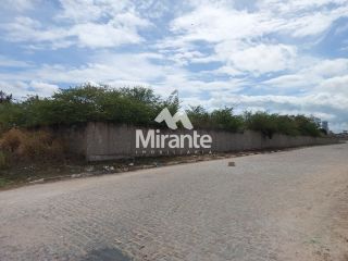 Lote / Terreno de Bairro Para Vender no bairro Lagoa Salgada em Feira De Santana