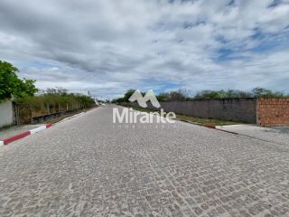Lote / Terreno de Bairro Para Vender no bairro Lagoa Salgada em Feira De Santana