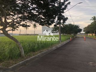 Lote / Terreno de Condomínio Para Vender no bairro Registro em Feira De Santana