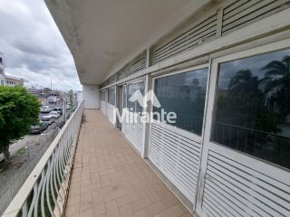 Casa Para Vender no bairro Centro em Feira De Santana