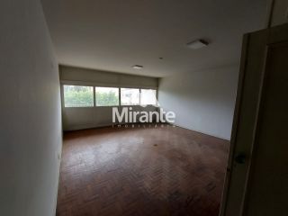 Casa Para Vender no bairro Centro em Feira De Santana