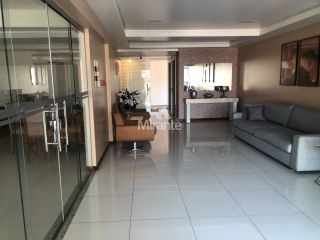 Apartamento Para Vender com 3 quartos sendo 1 suítes no bairro Santa Mônica em Feira De Santana